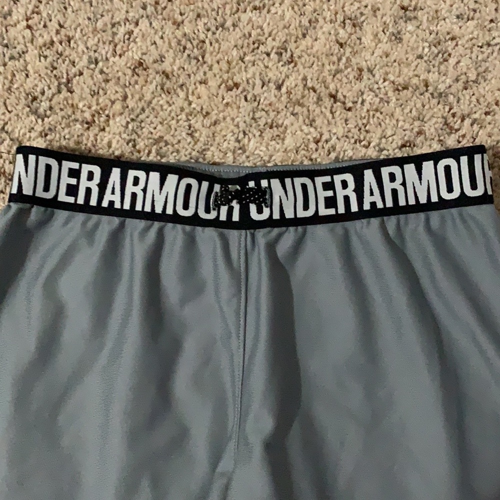 ‼️SOLD‼️ under armor shorts - Picture 2 of 5